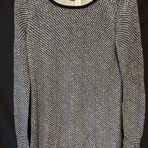 White House Black Market Black & White Textured Crewneck Sweater